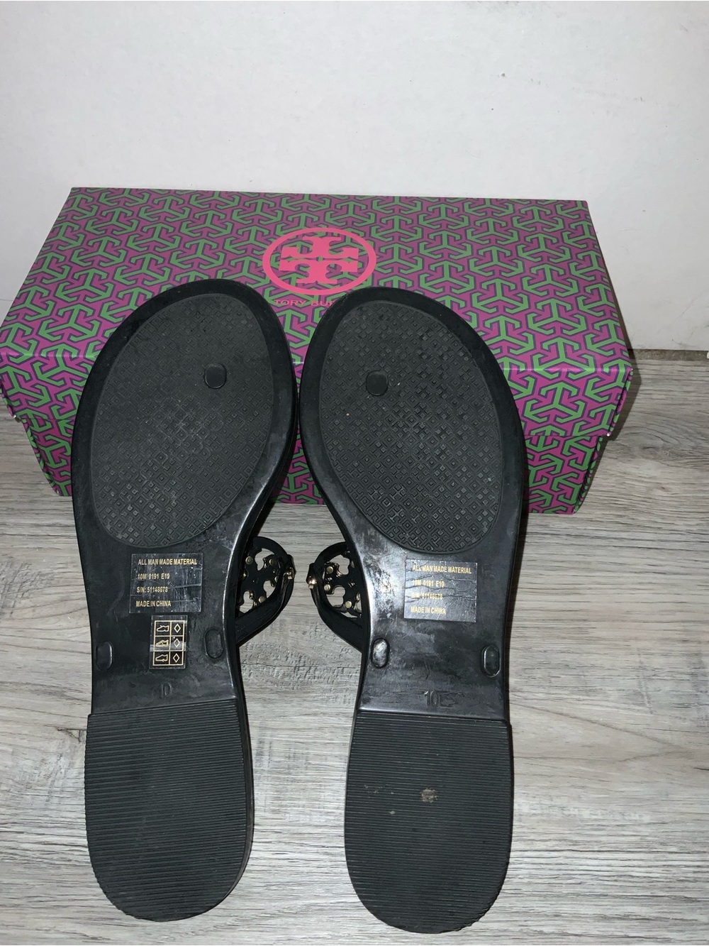 Tory Burch Black Logo Thong Sandals with Gold Medallion - Picture 3 of 5